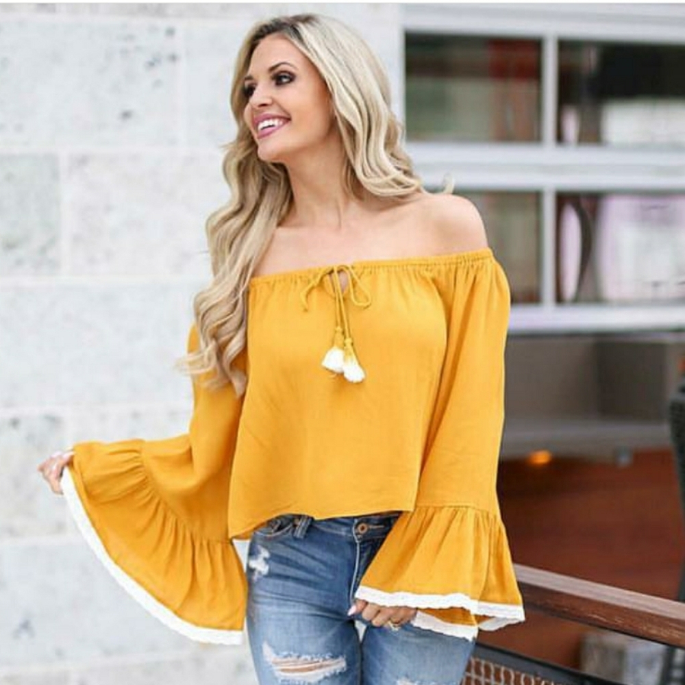 Flowy off shoulder crop top.